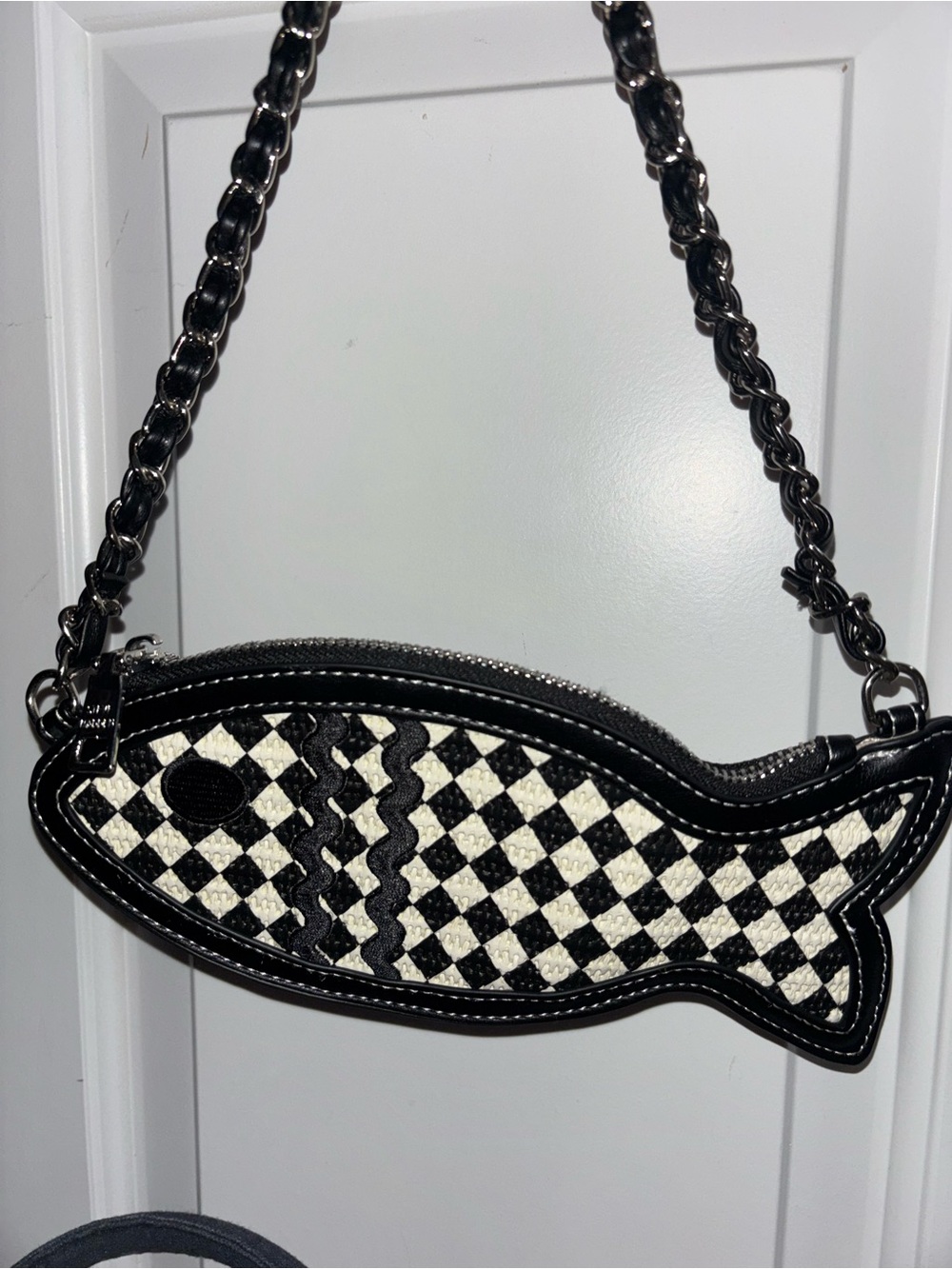 Steve Madden Black & White Fish-Shaped mini Bag